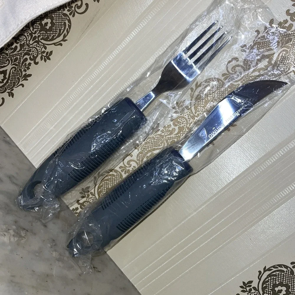 BunMo Adaptive Rubber Grip 4 pc Grey Dinner Utensil Set Canvas Travel Wrap Light